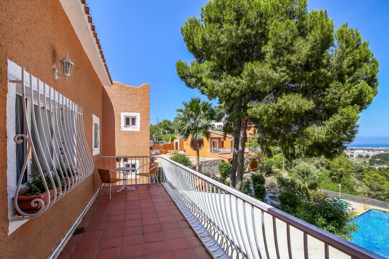 11 sovrum Hotell till salu i Oliva med pool - 975 000 € (Ref: 5061436)