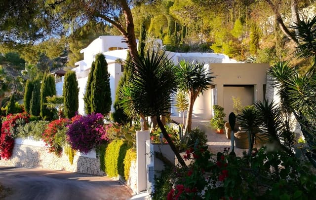 6 makuuhuone Huvila myytävänä paikassa Benissa mukana uima-altaan - 1 575 000 € (Ref: 5151973)