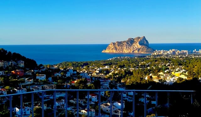 6 makuuhuone Huvila myytävänä paikassa Benissa mukana uima-altaan - 1 575 000 € (Ref: 5151973)