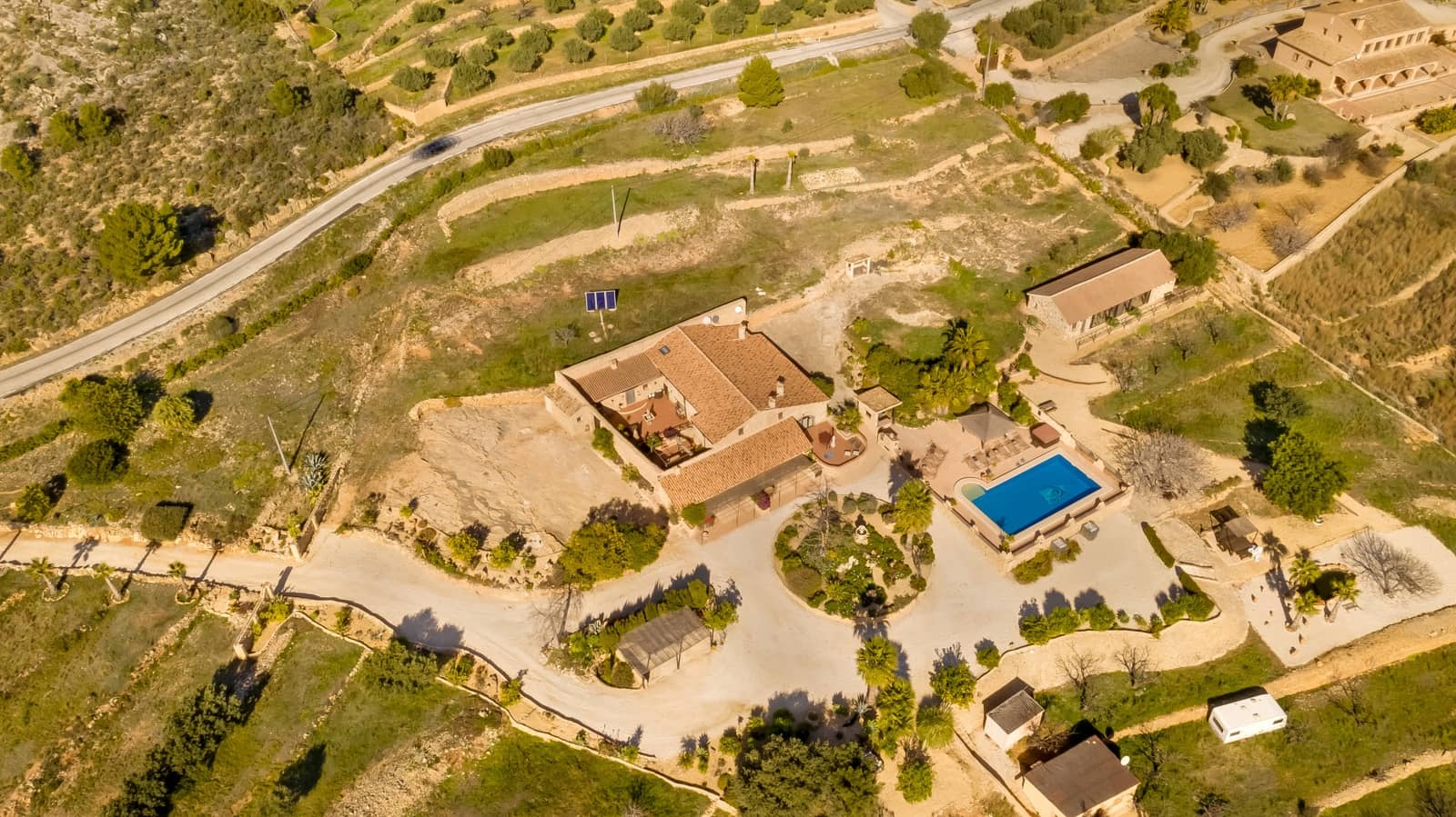 8 soveværelse Finca/Landehus til salg i Benissa med swimmingpool - € 1.390.000 (Ref: 6512376)