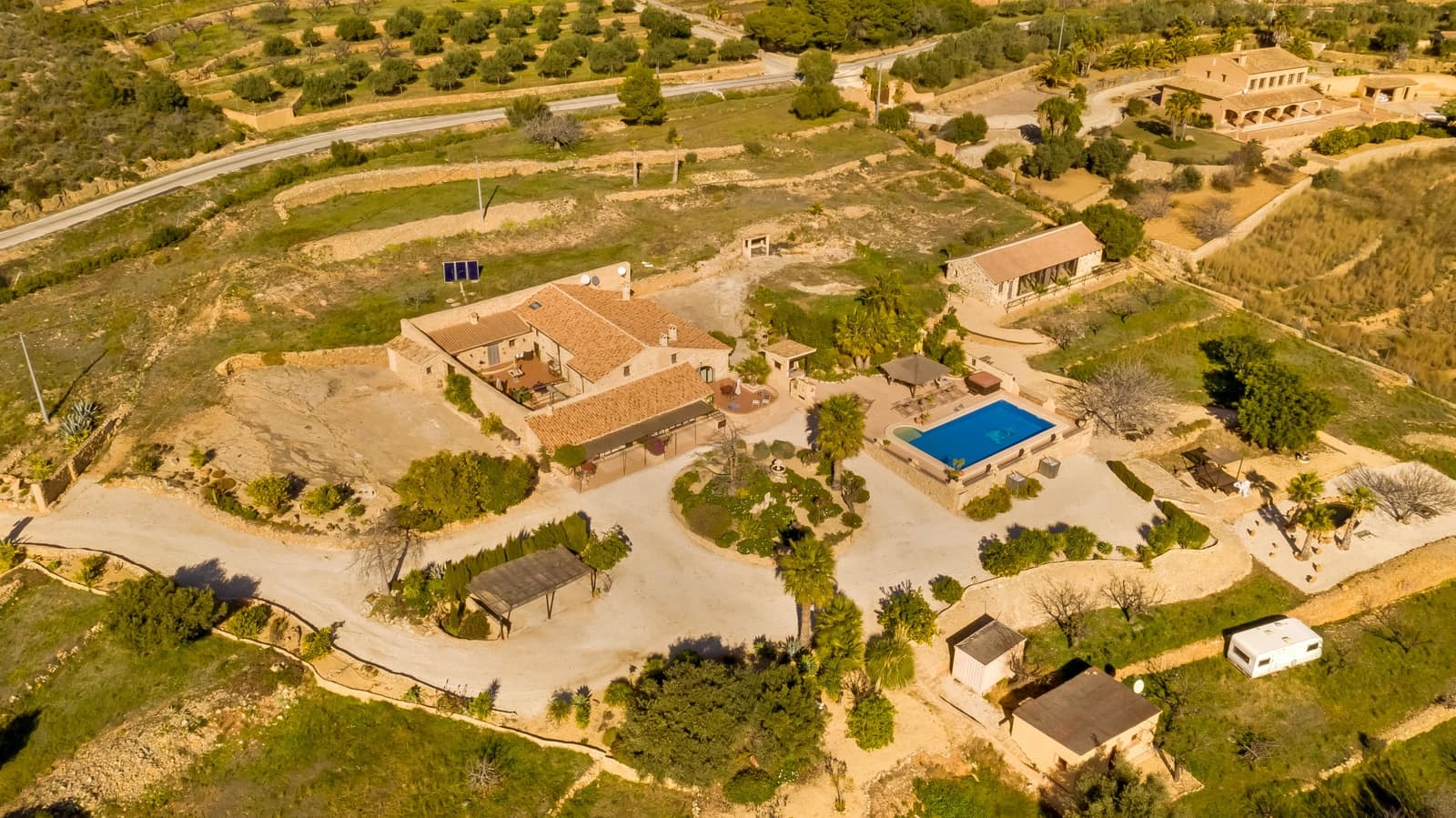 8 soveværelse Finca/Landehus til salg i Benissa med swimmingpool - € 1.390.000 (Ref: 6512376)