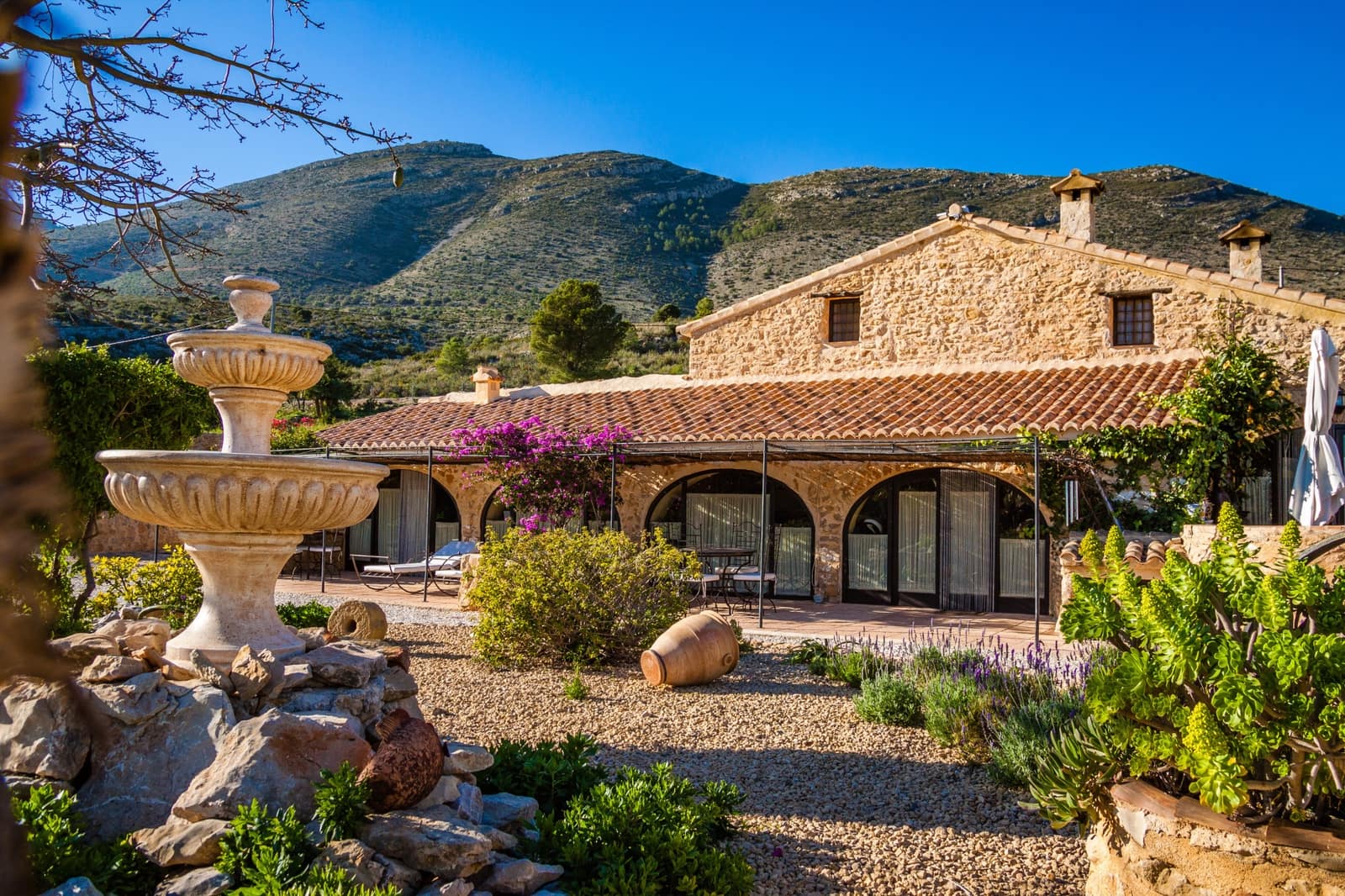 8 soveværelse Finca/Landehus til salg i Benissa med swimmingpool - € 1.390.000 (Ref: 6512376)