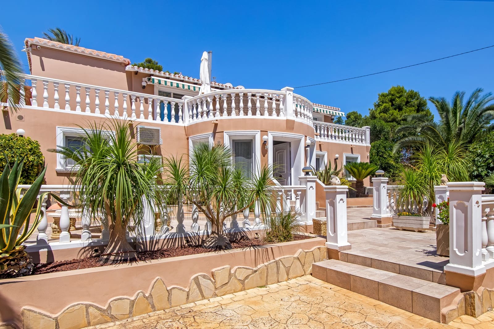 5 slaapkamer Villa te koop in Moraira met zwembad - € 1.350.000 (Ref: 6512487)