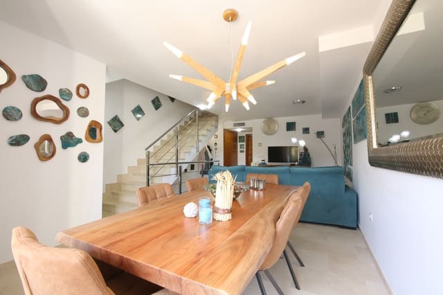 3 bedroom Townhouse for sale in Canuta, Calpe / Calp with pool - € 465,000 (Ref: 6512544)