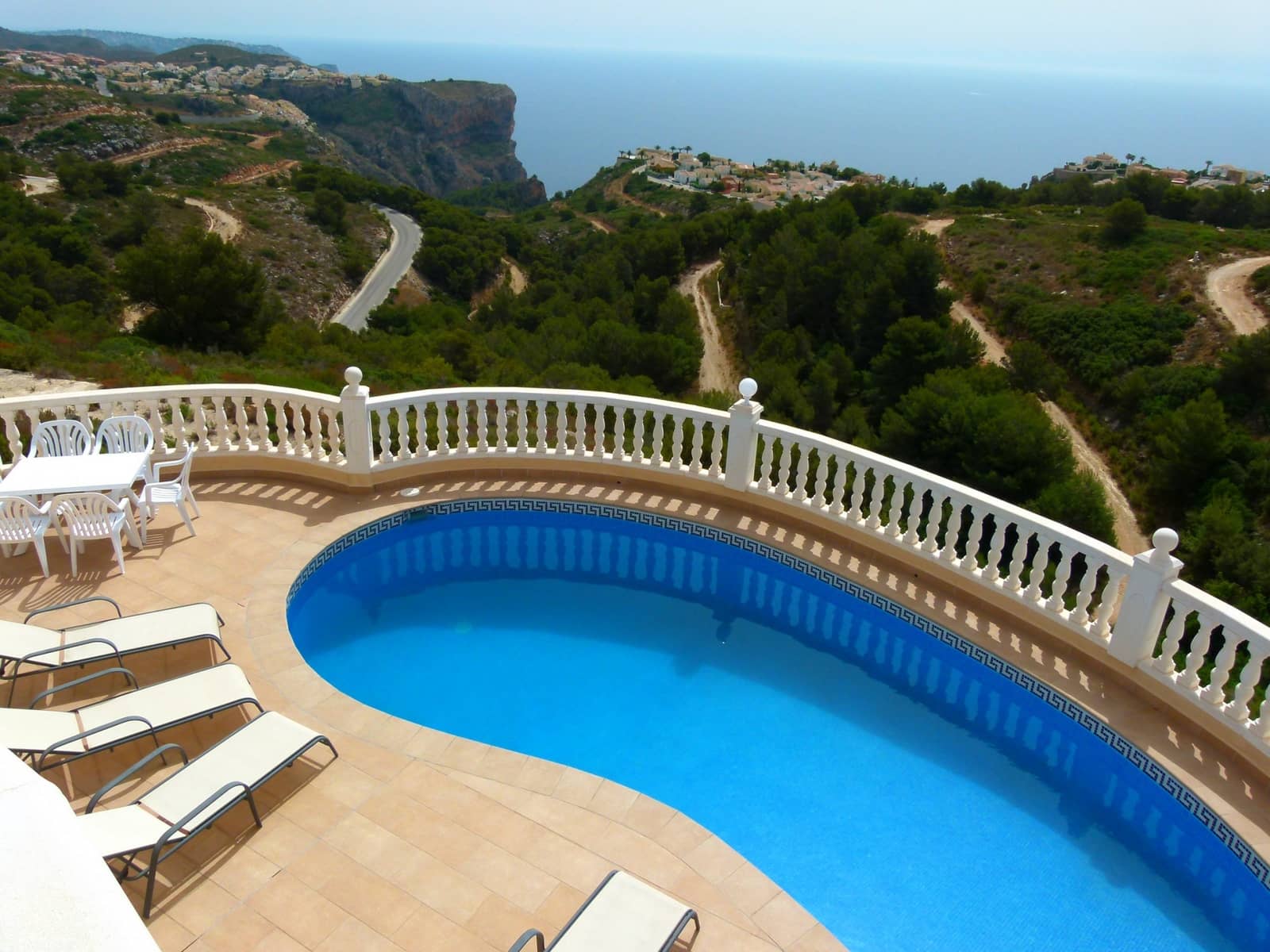 5 sypialnia Willa na sprzedaż w Cumbre del Sol z basenem - 730 000 € (Ref: 6512556)