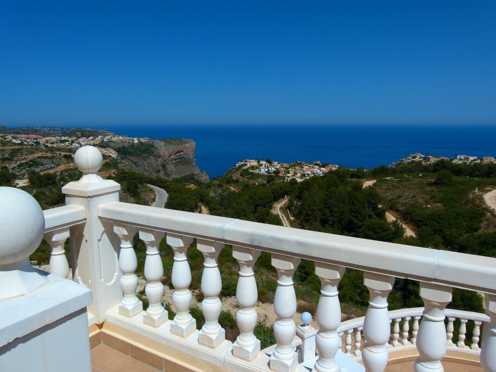 5 sypialnia Willa na sprzedaż w Cumbre del Sol z basenem - 730 000 € (Ref: 6512556)