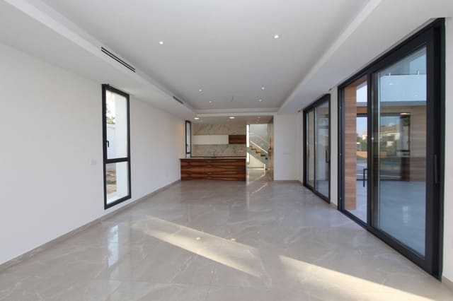 Chalet de 4 habitaciones en Gargasindi, Calpe / Calp en venta con piscina - 925.000 € (Ref: 6512603)