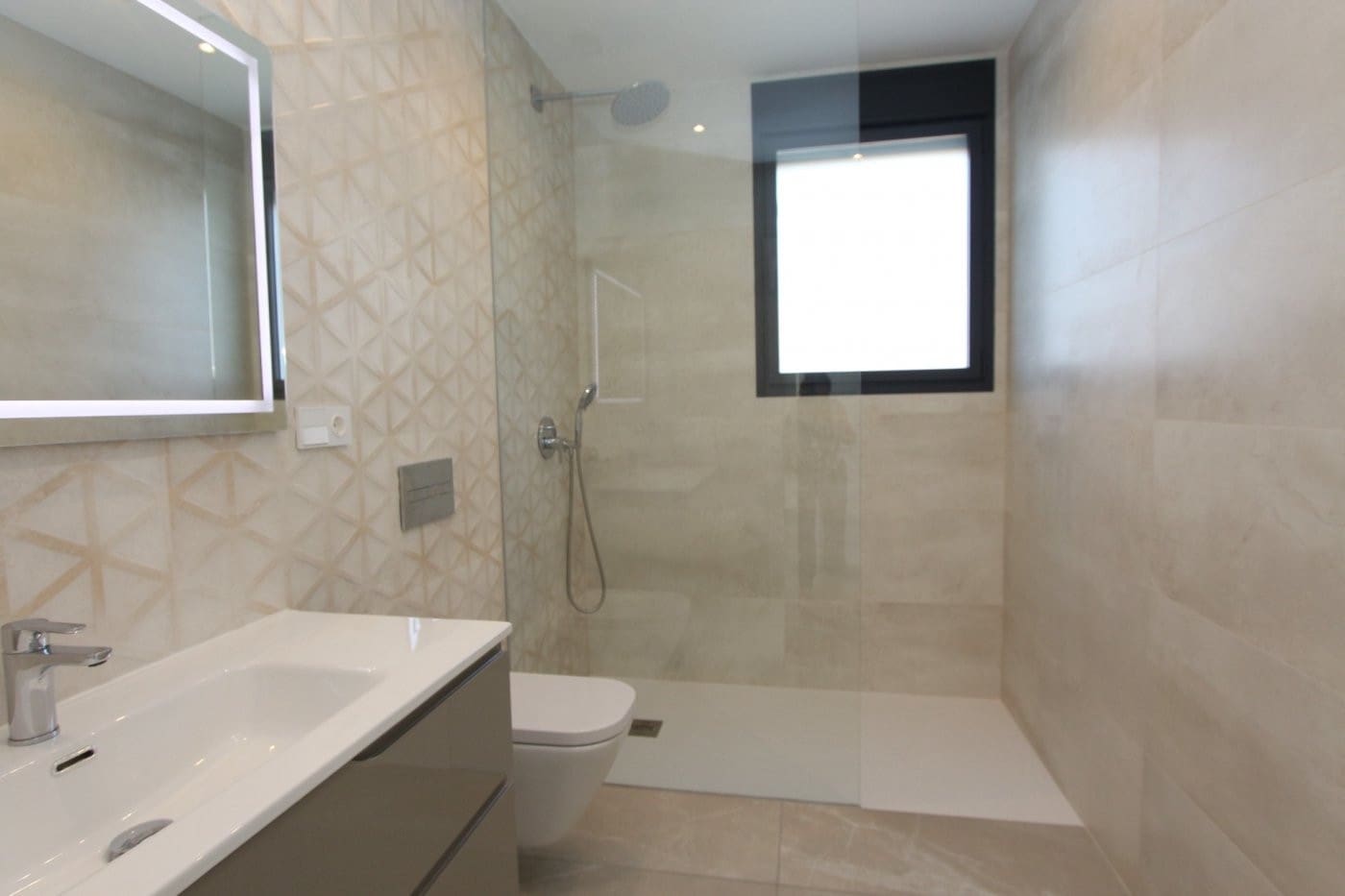 4 quarto Moradia para venda em Calpe / Calp com piscina - 925 000 € (Ref: 6512603)