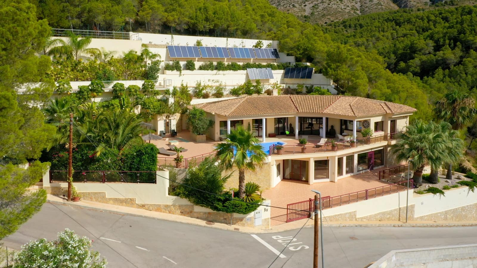 6 sypialnia Willa na sprzedaż w Altea z basenem - 2 800 000 € (Ref: 6512658)