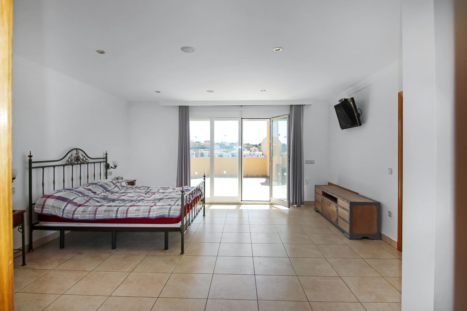 5 makuuhuone Huvila myytävänä paikassa Calpe / Calp mukana uima-altaan - 780 000 € (Ref: 6512762)