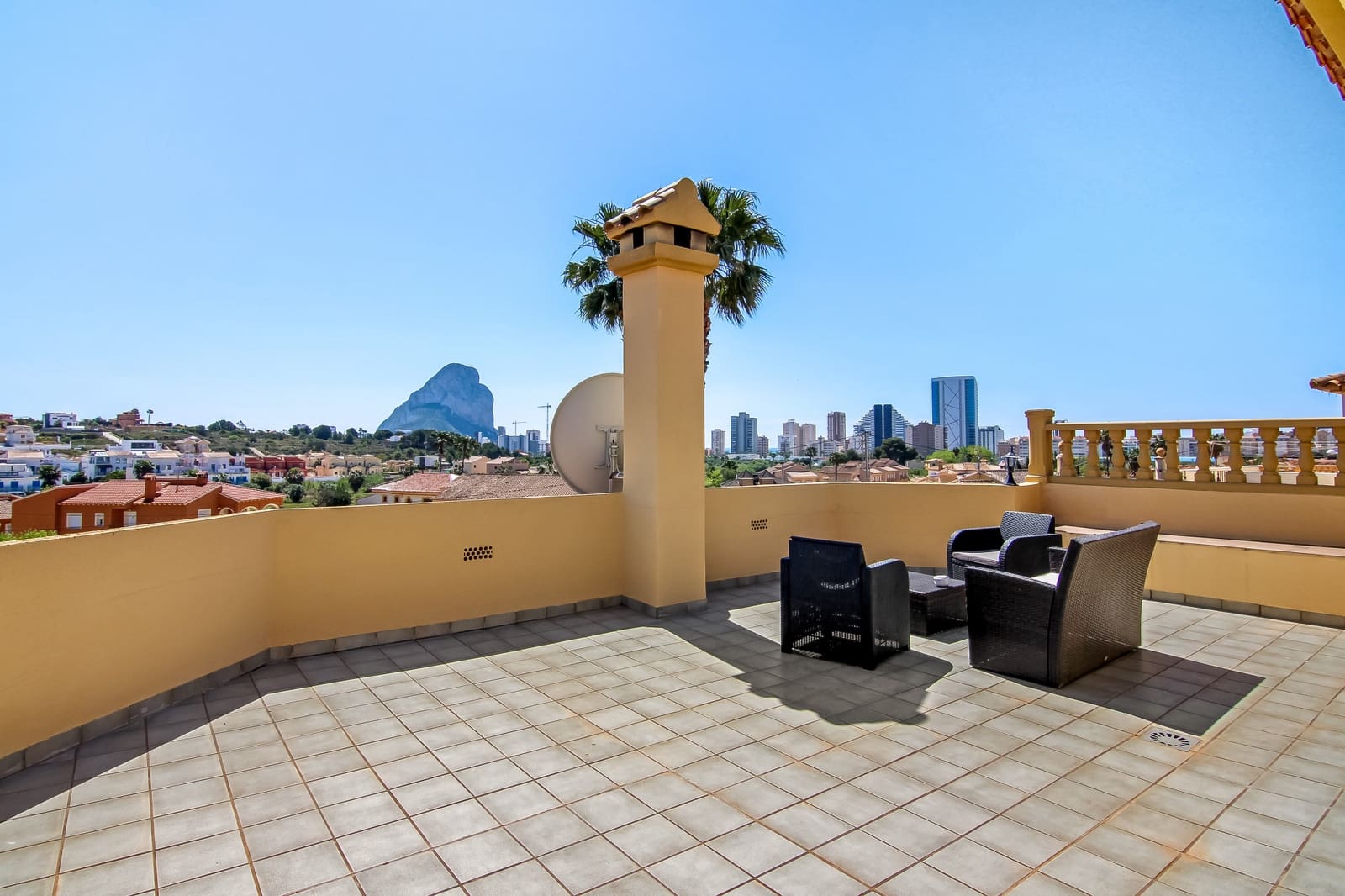 5 makuuhuone Huvila myytävänä paikassa Calpe / Calp mukana uima-altaan - 780 000 € (Ref: 6512762)