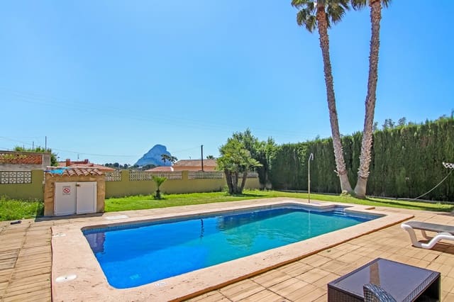 5 Zimmer Villa zu verkaufen in Gargasindi, Calpe / Calp mit Pool - 780.000 € (Ref: 6512762)