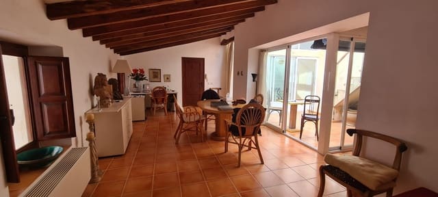 5 bedroom Hotel for sale in Benissa - € 750,000 (Ref: 6514193)