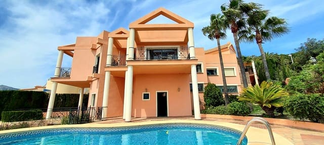 5 Zimmer Villa zu verkaufen in Gargasindi, Calpe / Calp mit Pool - 1.475.000 € (Ref: 6812731)