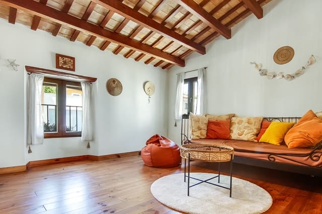 9 Zimmer Haus zu verkaufen in Centro ciudad, Javea / Xàbia - 960.000 € (Ref: 6855802)