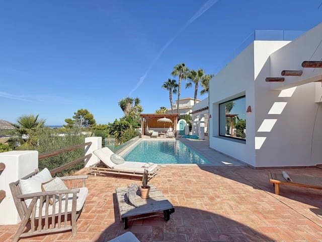 Chalet de 4 habitaciones en Centro ciudad, Javea / Xàbia en venta con piscina - 1.875.000 € (Ref: 6932603)