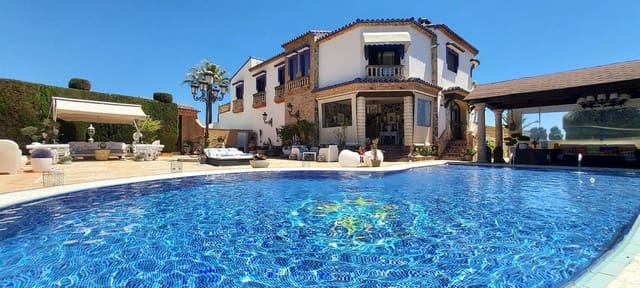 7 sypialnia Willa na sprzedaż w Teulada Pueblo, Teulada-Moraira z basenem - 1 550 000 € (Ref: 6979610)