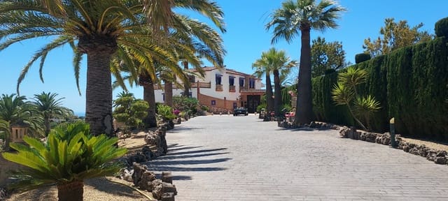 7 sypialnia Willa na sprzedaż w Teulada Pueblo, Teulada-Moraira z basenem - 1 550 000 € (Ref: 6979610)