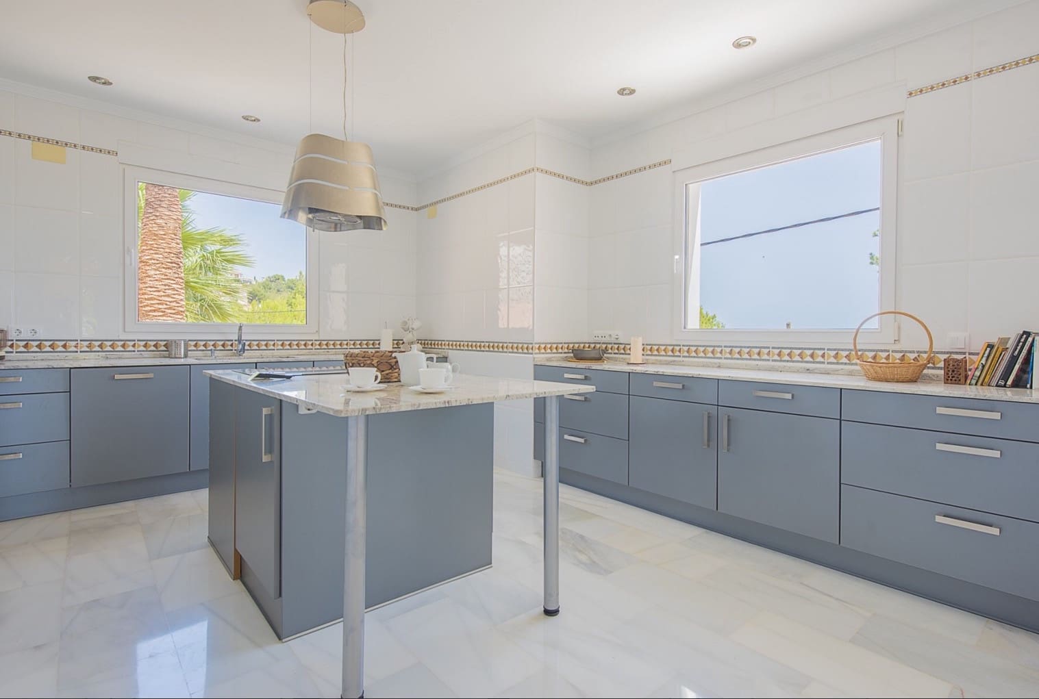 3 soveværelse Villa til salg i Calpe / Calp med swimmingpool - € 795.000 (Ref: 7325349)