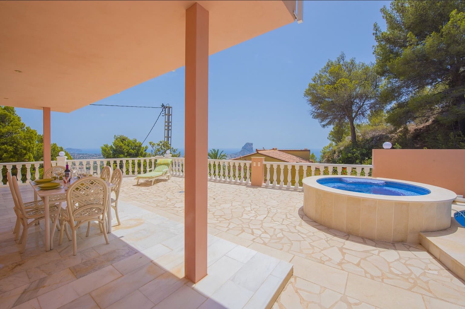 3 soveværelse Villa til salg i Calpe / Calp med swimmingpool - € 795.000 (Ref: 7325349)