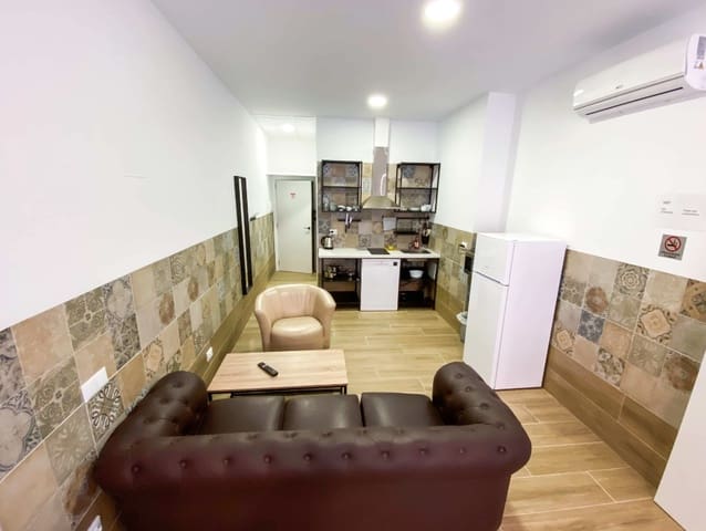 8 quarto Hotel para venda em Pueblo, Calpe / Calp - 1 590 000 € (Ref: 7334078)