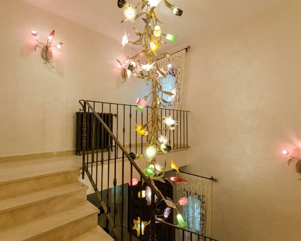 7 sypialnia Willa na sprzedaż w Altea z basenem - 2 700 000 € (Ref: 7339038)