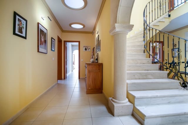 4 sypialnia Willa na sprzedaż w Centro ciudad, Javea / Xàbia z basenem - 895 000 € (Ref: 7496596)