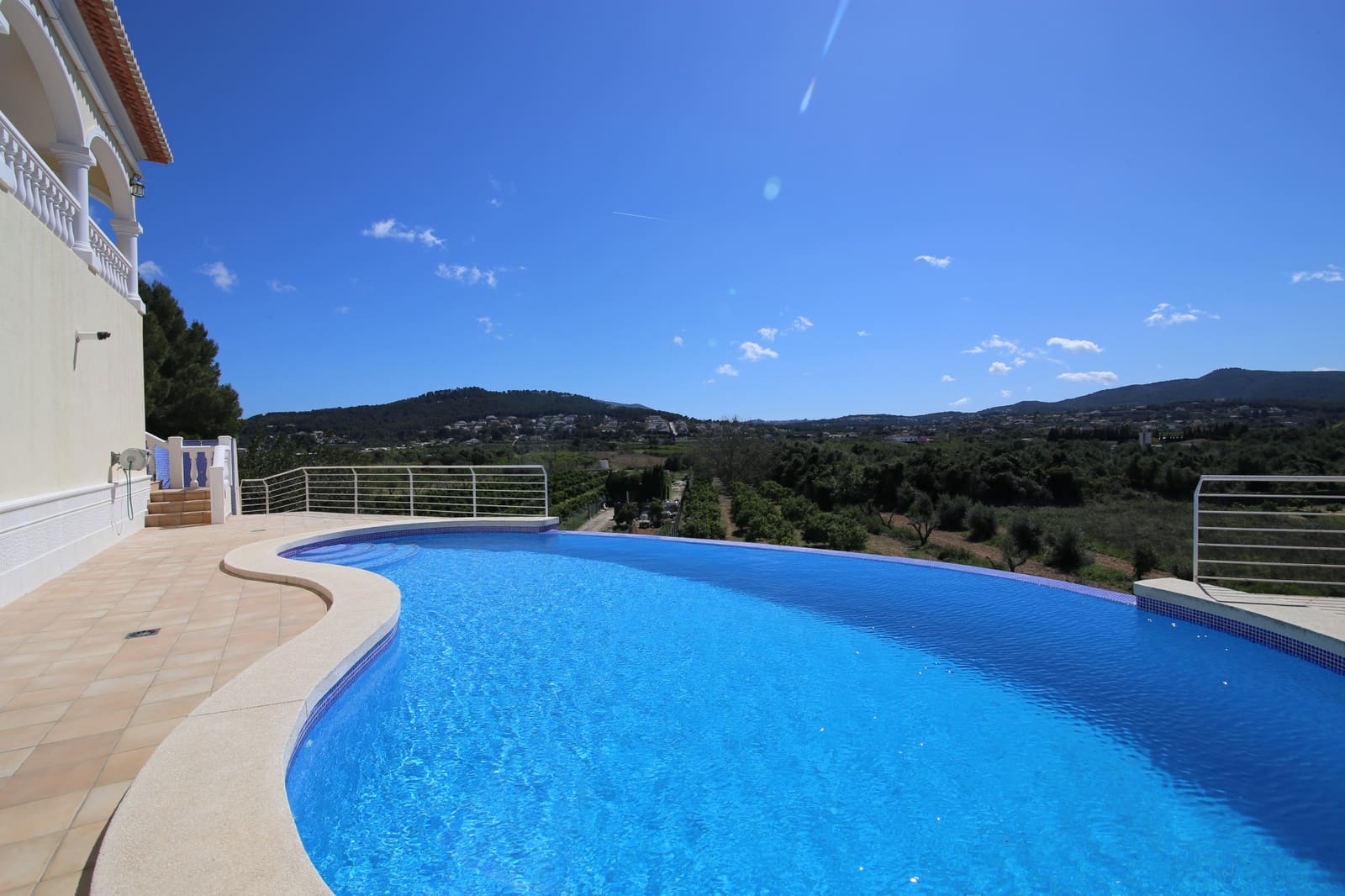 4 makuuhuone Huvila myytävänä paikassa Javea / Xabia mukana uima-altaan - 895 000 € (Ref: 7496596)