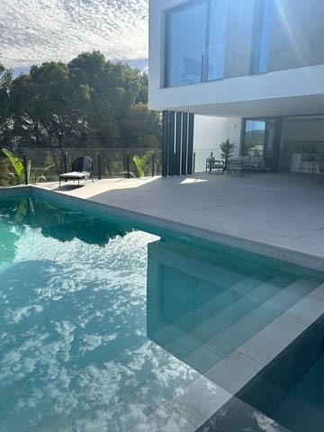 4 bedroom Villa for sale in Casco Urbano, Teulada-Moraira with pool - € 1,499,000 (Ref: 7524447)