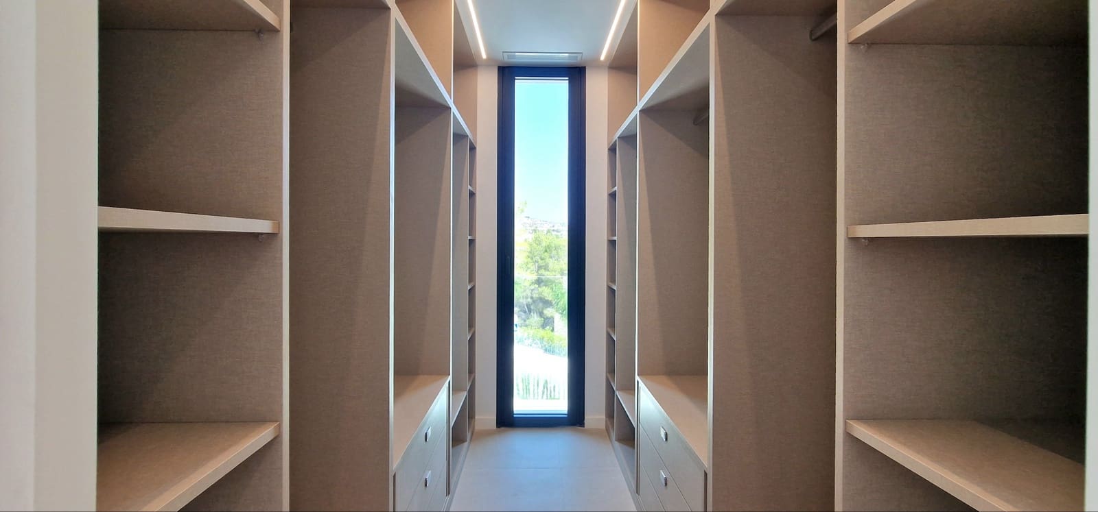 4 slaapkamer Villa te koop in Moraira met zwembad - € 1.499.000 (Ref: 7524447)