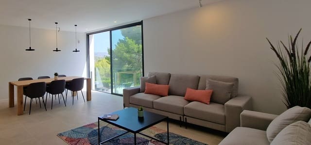 4 bedroom Villa for sale in Casco Urbano, Teulada-Moraira with pool - € 1,499,000 (Ref: 7524447)
