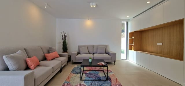 4 bedroom Villa for sale in Casco Urbano, Teulada-Moraira with pool - € 1,499,000 (Ref: 7524447)