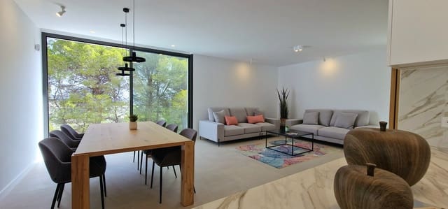 4 bedroom Villa for sale in Casco Urbano, Teulada-Moraira with pool - € 1,499,000 (Ref: 7524447)