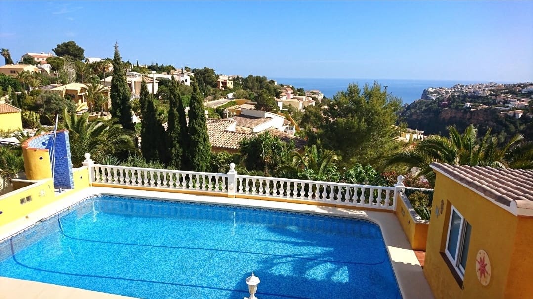 4 sypialnia Willa na sprzedaż w Cumbre del Sol z basenem - 585 000 € (Ref: 7525756)