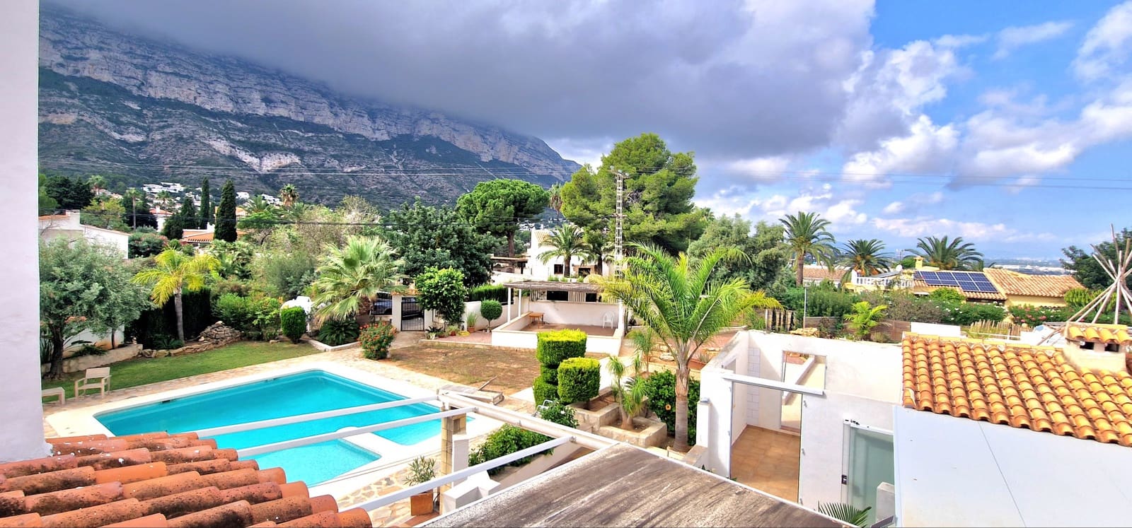 8 soveværelse Erhverv til salg i Denia med swimmingpool - € 1.100.000 (Ref: 7859714)