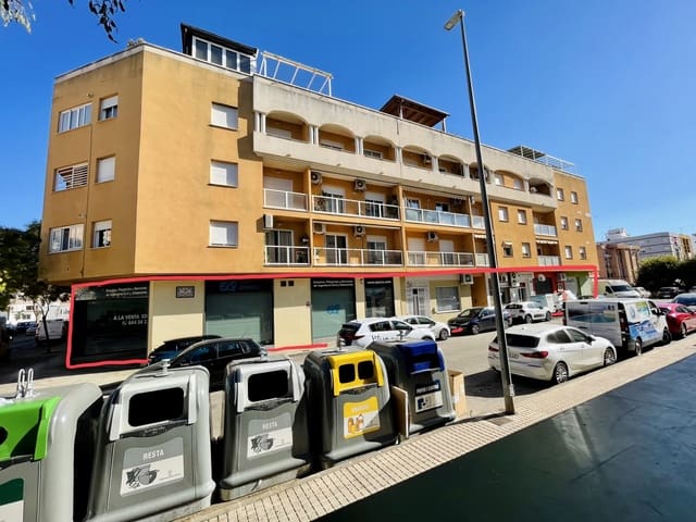 Commercieel te koop in Centro Urbano, Dénia - € 565.000 (Ref: 7898279)
