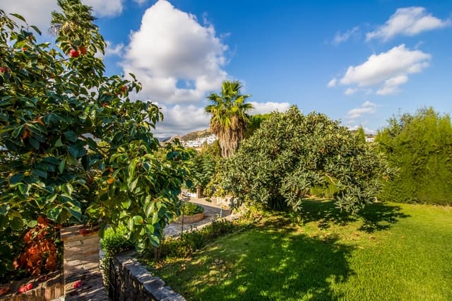 5 soveværelse Villa til salg i Jimena de la Frontera med swimmingpool - € 649.000 (Ref: 7942392)