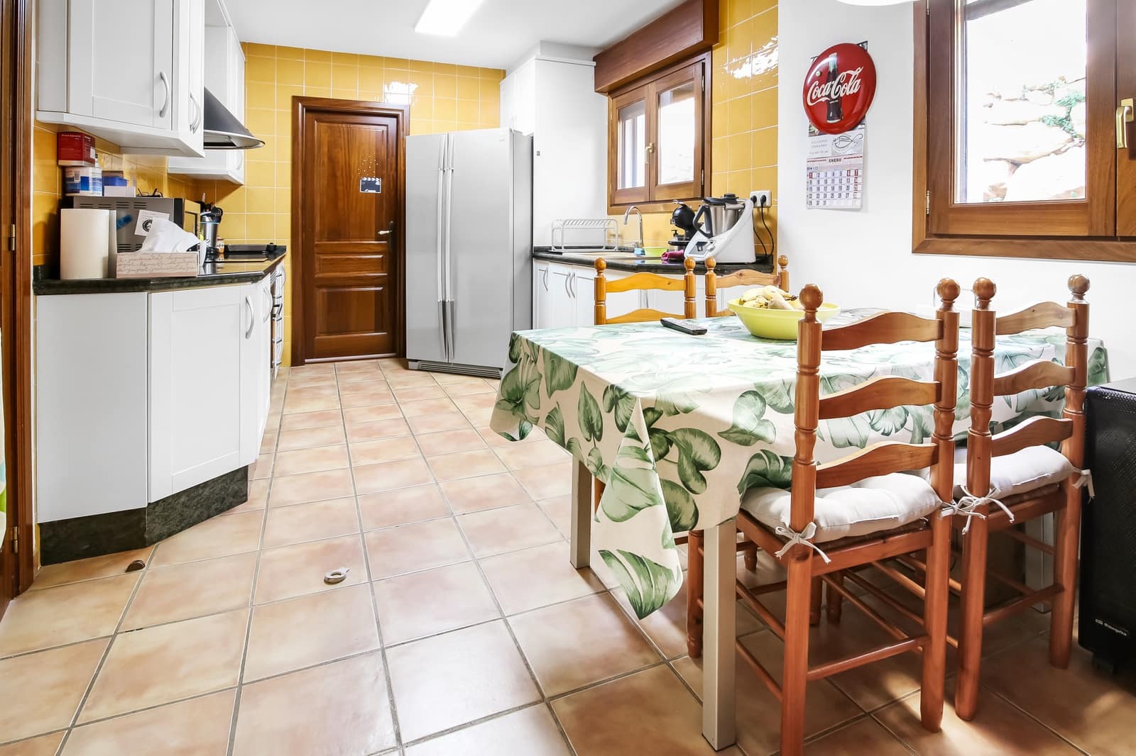 3 soveværelse Villa til salg i Oliva med swimmingpool - € 635.000 (Ref: 8060835)