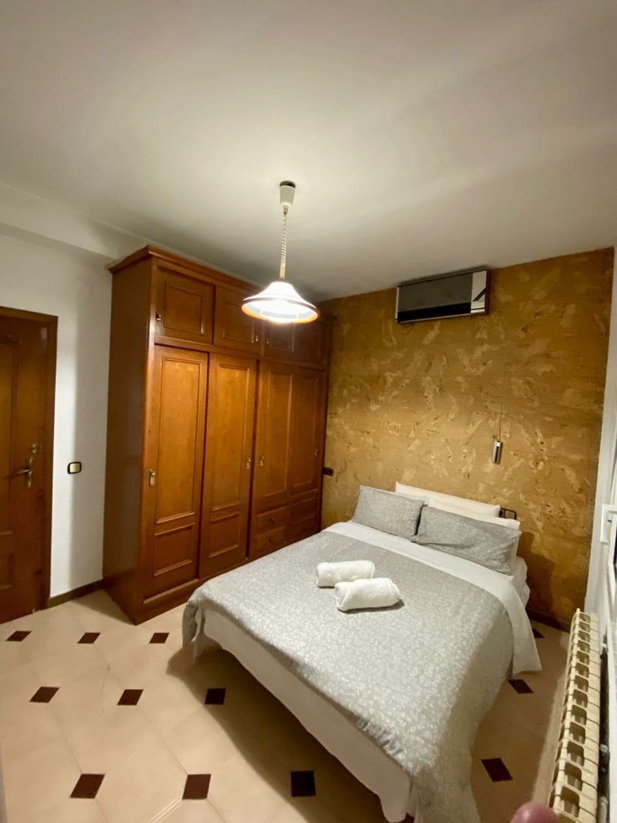 7 sypialnia Willa na sprzedaż w Denia z basenem - 525 000 € (Ref: 8063263)