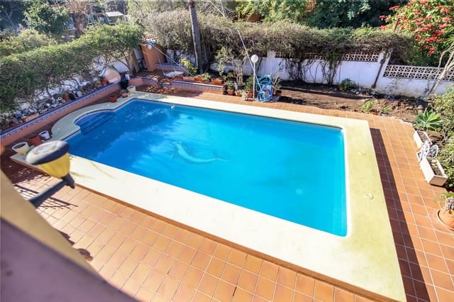 7 sypialnia Willa na sprzedaż w El Montgó, Dénia z basenem - 525 000 € (Ref: 8063263)