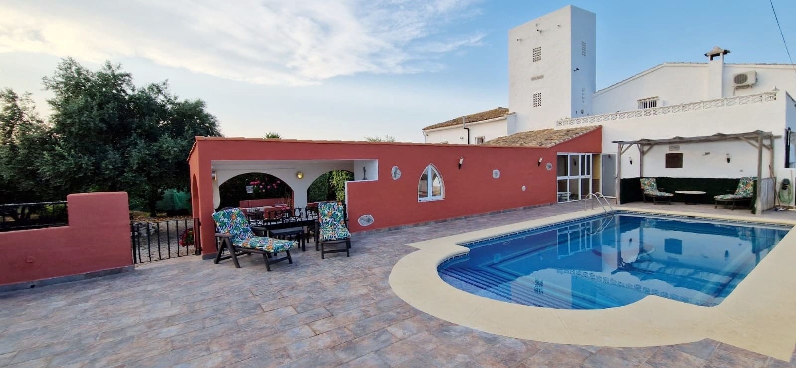 4 soverom Villa til salgs i Oliva med svømmebasseng - € 499 000 (Ref: 8172577)