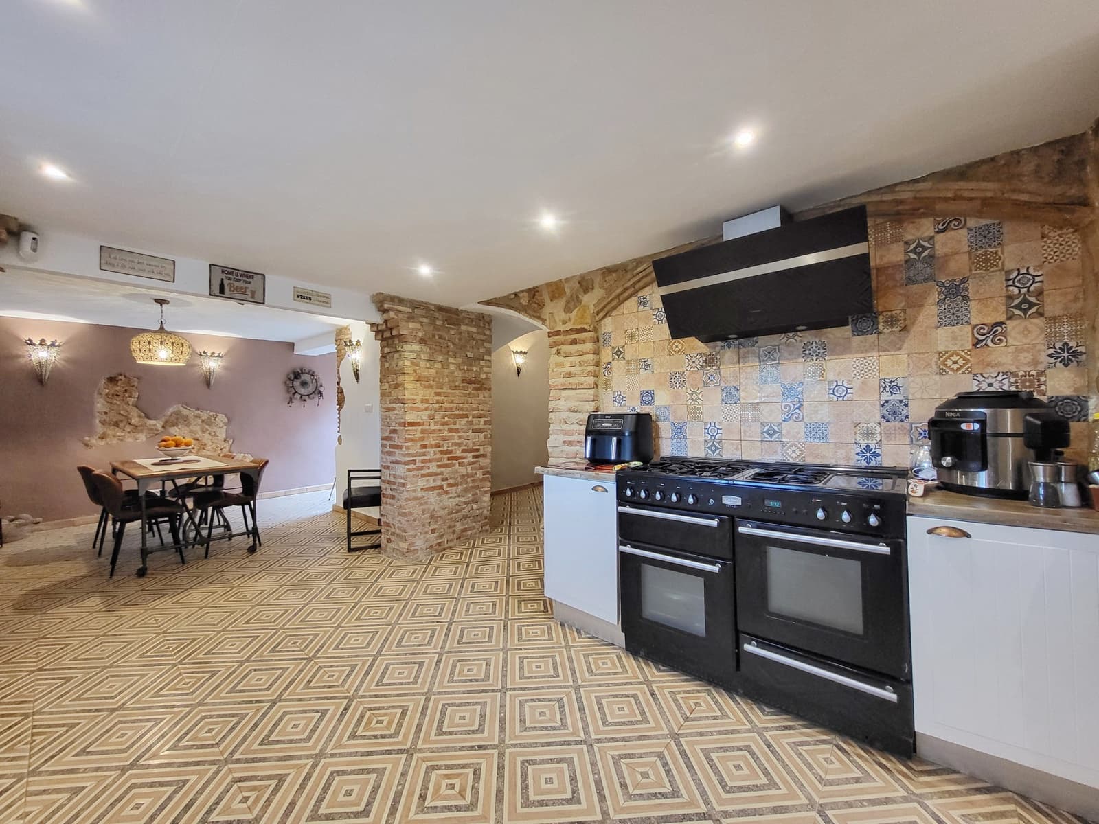 4 soverom Villa til salgs i Oliva med svømmebasseng - € 499 000 (Ref: 8172577)