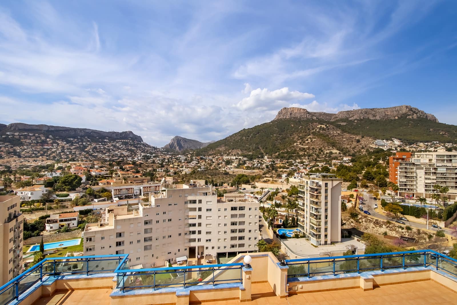 4 makuuhuone Kattohuoneisto myytävänä paikassa Calpe / Calp mukana uima-altaan - 990 000 € (Ref: 8172578)