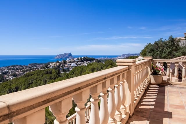 5 chambre Villa/Maison à vendre à Casco Urbano, Teulada-Moraira avec piscine - 1 550 000 € (Ref: 8307802)