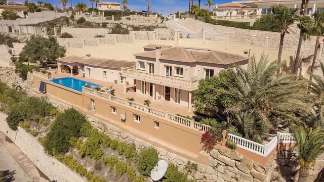 5 chambre Villa/Maison à vendre à Casco Urbano, Teulada-Moraira avec piscine - 1 550 000 € (Ref: 8307802)