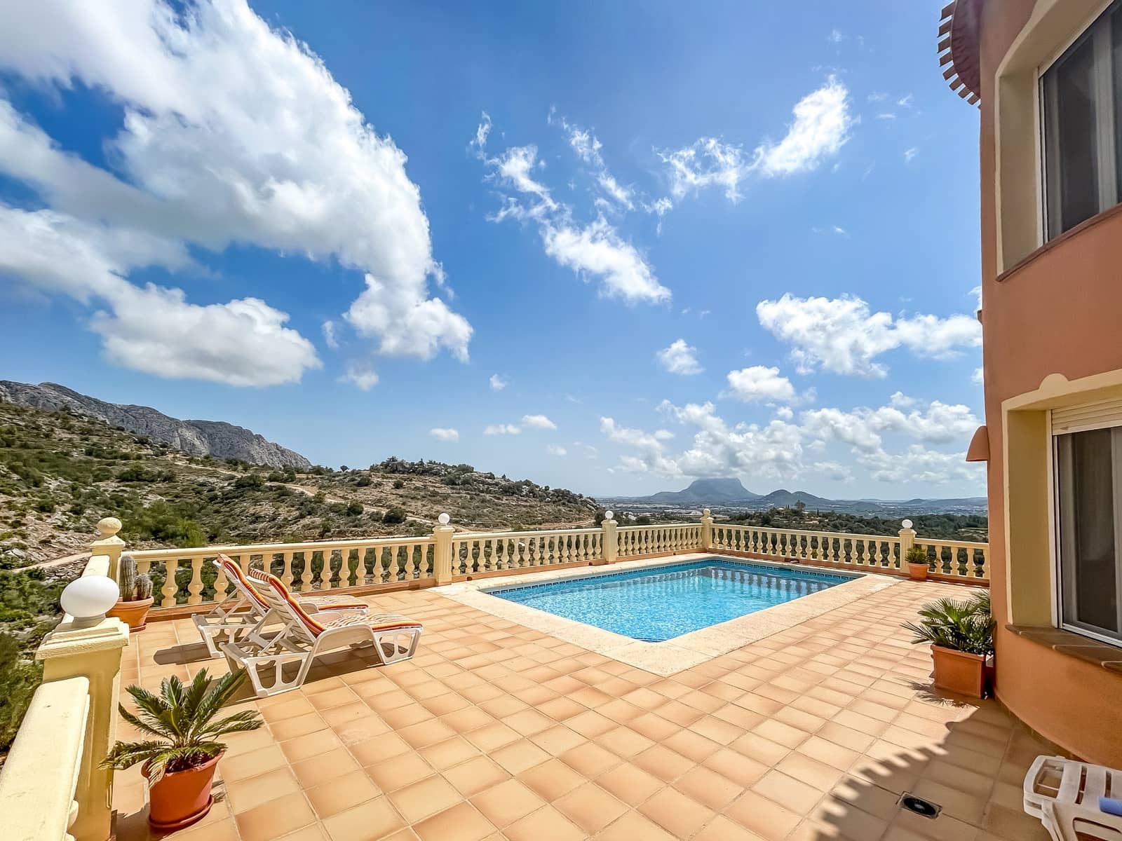 6 camera da letto Villa in vendita in Sanet i Negrals con piscina - 495.000 € (Rif: 8322307)