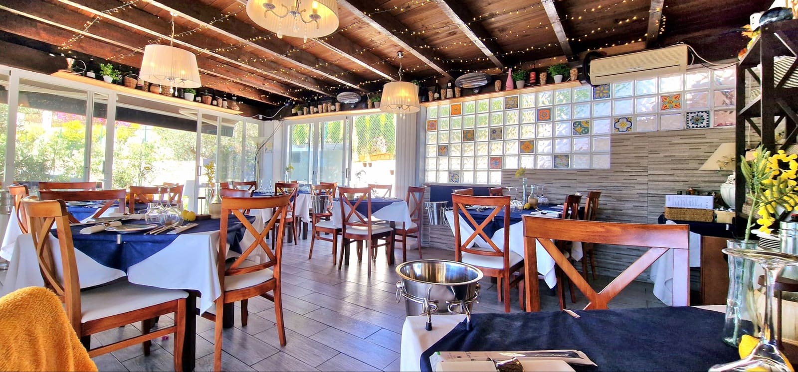 Comercial para venda em Moraira - 190 000 € (Ref: 8370128)