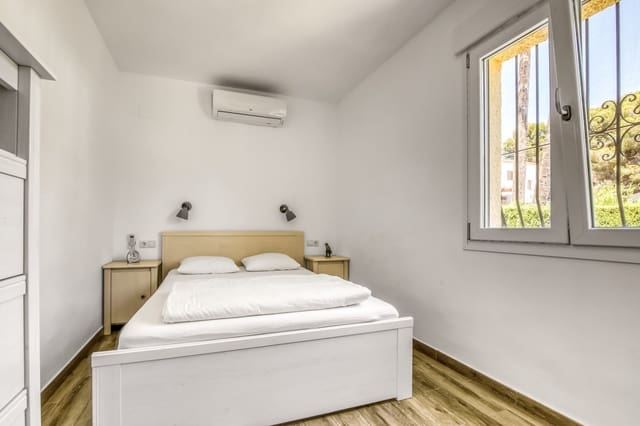 6 sypialnia Willa na sprzedaż w Casco Urbano, Teulada-Moraira z basenem - 995 000 € (Ref: 8404509)