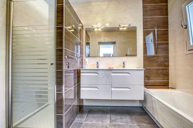 6 sypialnia Willa na sprzedaż w Casco Urbano, Teulada-Moraira z basenem - 995 000 € (Ref: 8404509)