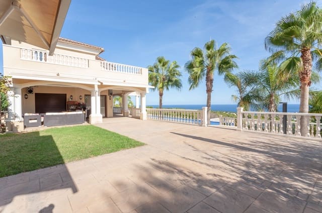 5 slaapkamer Villa te koop in Gargasindi, Calpe / Calp met zwembad - € 2.980.000 (Ref: 8438229)